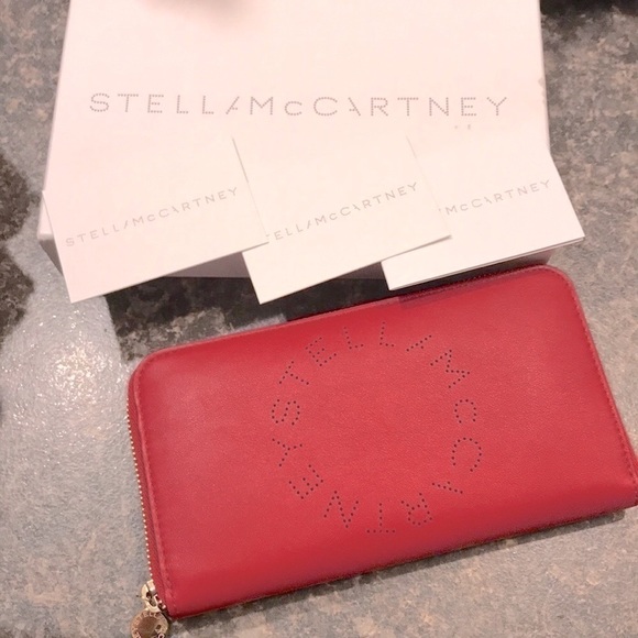 Authentic Stella McCartney✨Host pick✨ logo Zip around wallet - Picture 2 of 11
